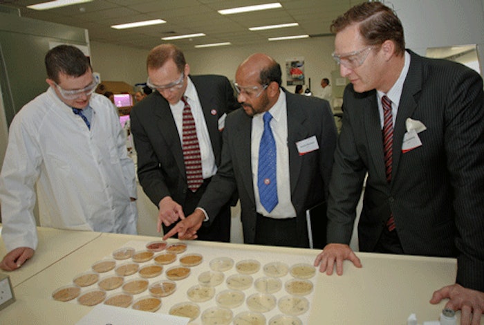 Guests take a tour of the Dow Microbial Control Customer Application Center, hosted by experts in Altona, Melbourne.