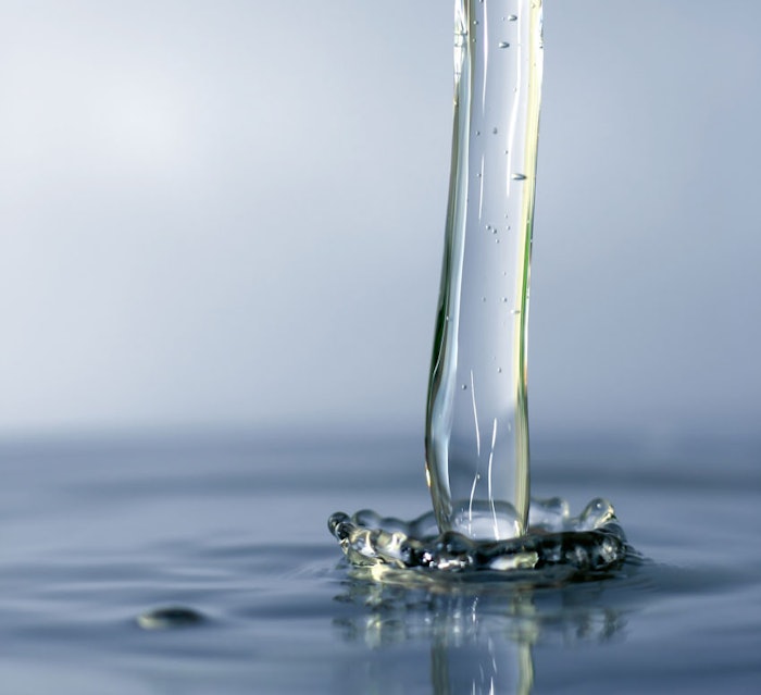 Thickener_gel_pouring
