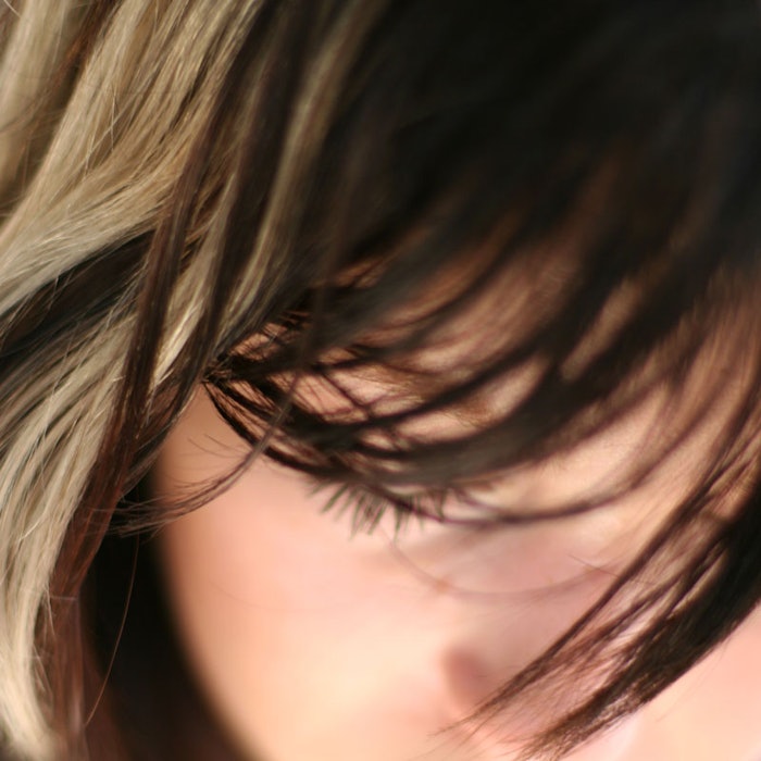 Hair-top-of-head-800