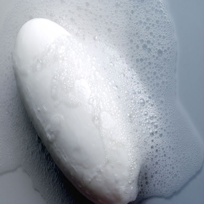 Soap-bar-suds-850