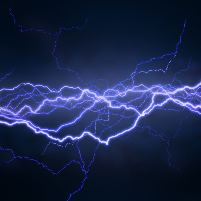 Lightning-850