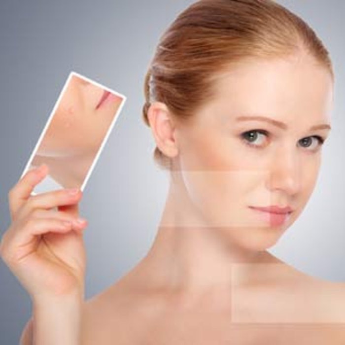 300_womanwithskincarephoto1