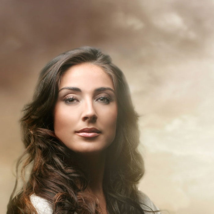 Business-woman-in-smog-850
