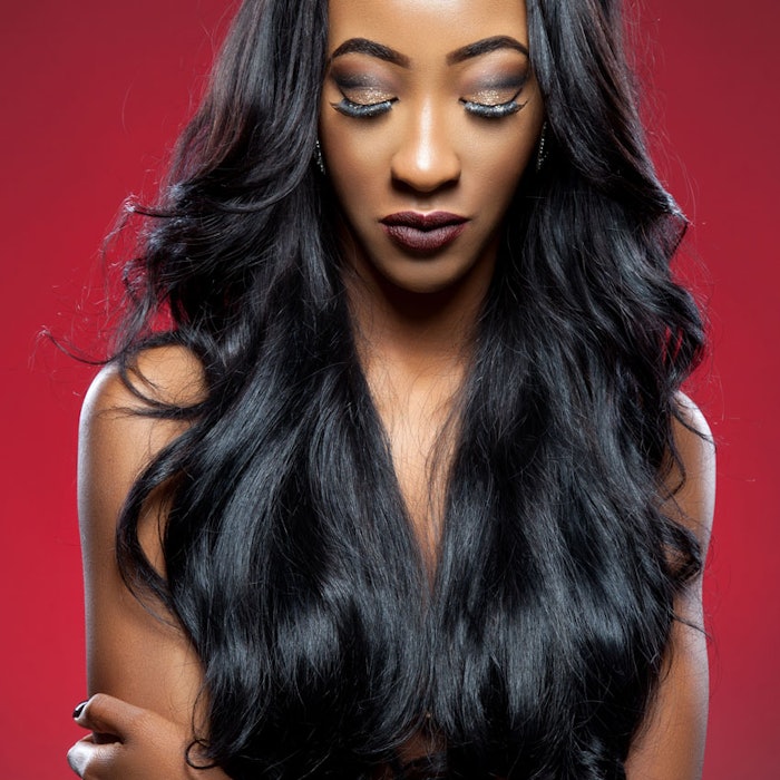 BlackWomanLongStraightHair850