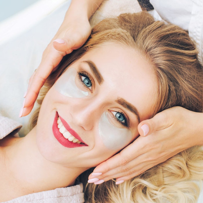 WomanAntiagingEyePatches850