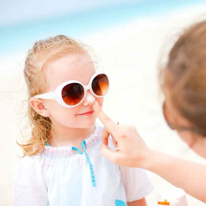 ChildSunscreenNose850
