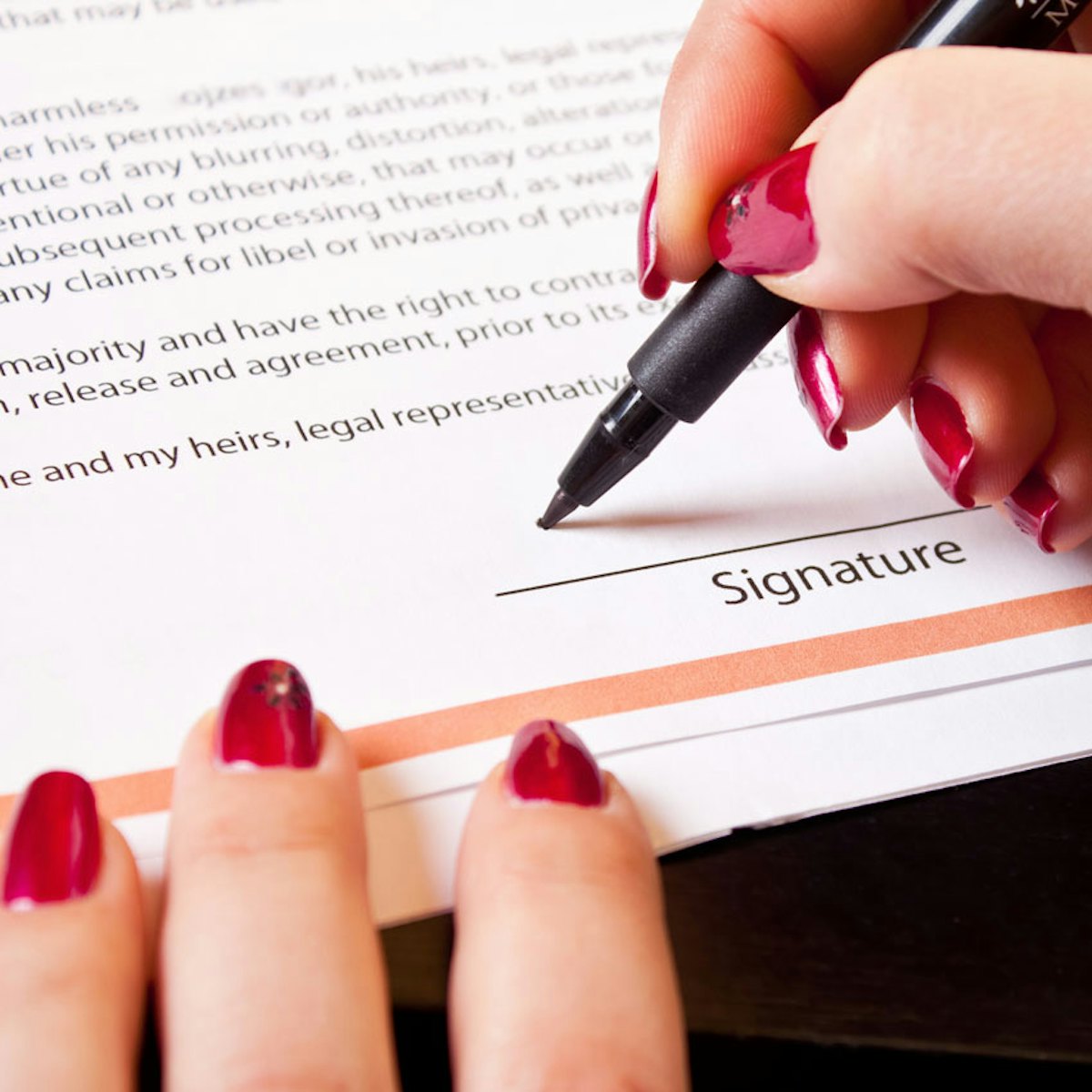 California Passes Label Law on Professional Cosmetics ...
