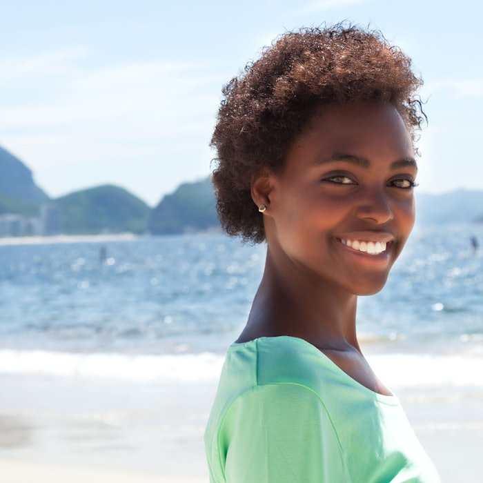 BrazilianWomanBeach850