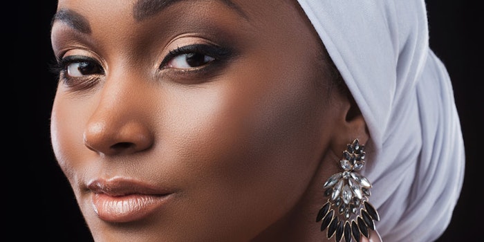EthnicWomanMoisturized850x425
