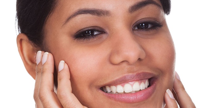 EthnicWomanTouchingFace850x425