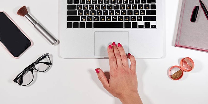 cosmeticscomputer_425