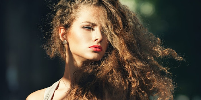 FlowingFrizzyLongHair850x425