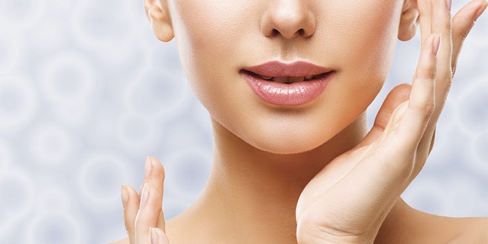 SensitiveSkinWomanTouchingFace850x425