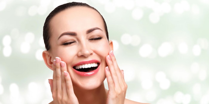 WomanHappyHealthySkinCirclesofLight850