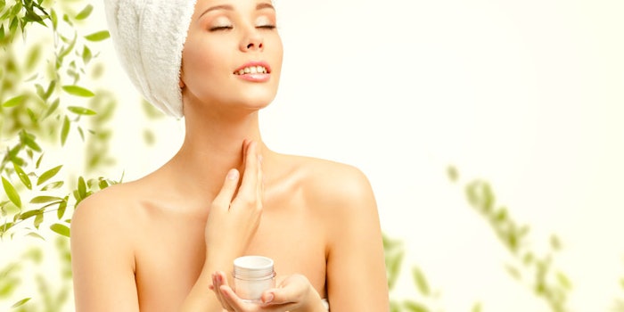 WomanTowelCreamTopicalWellness850x425