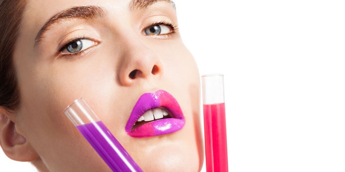 WomanBeautyTestTubes850x425