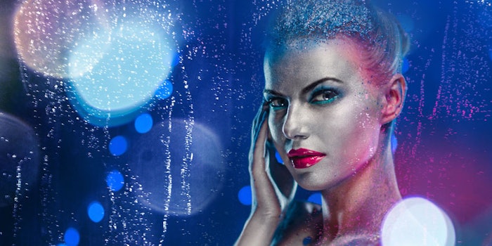 WomanBeautySparklesSpheres850x425