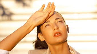 BusinessWomanSunExposedHot850x425