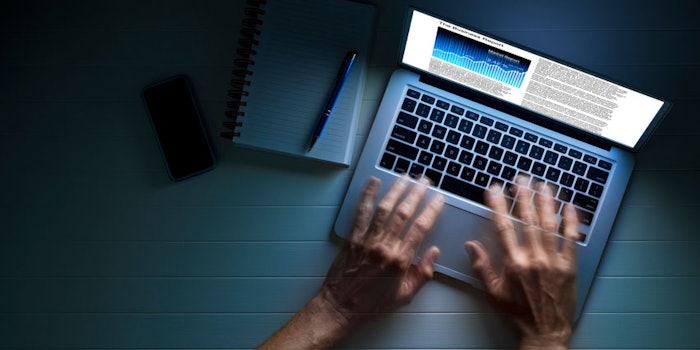 TypingLetteronLaptop850x425