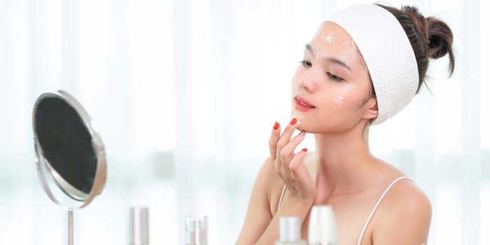 AsianWomanCreamFaceTreatment850x425