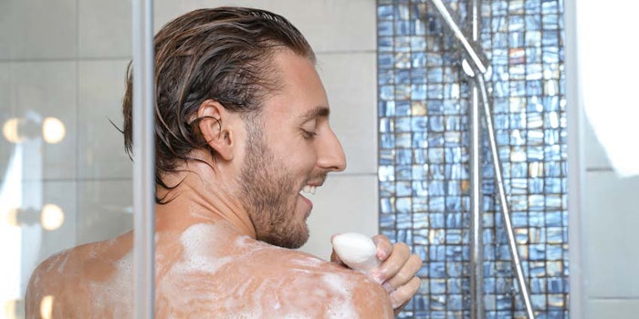 ManShoweringSoapSudsCleansing850x425