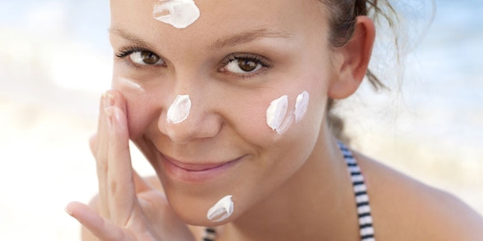 YoungWomanSunscreenDotsonFace_850x425