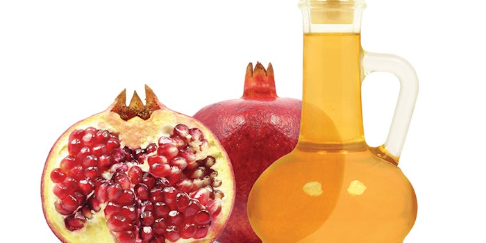 CT2101_Prod_Pomegranate_oil_Arista_Industries_850x425