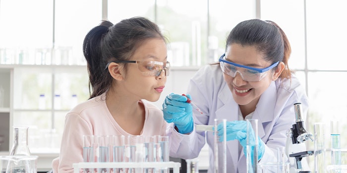 The initiative gives girls and young women the opportunity to connect and meet researchers and scientists.