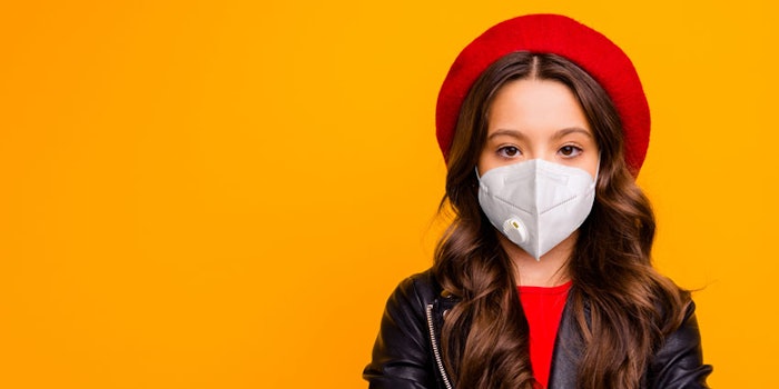 YoungWomaninN95FacialMask_850x425