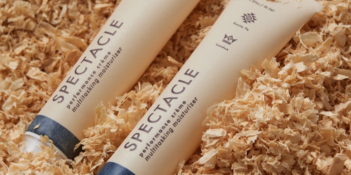 Spectacle Performance Creme has a hybrid gel lotion feel.