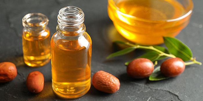 Hydrolyzed-Jojoba-Esters-to-Potentiate-Glycerin-Moisturization