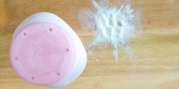 TalcBabyPowderBottleTopViewSpilledPowder_850x425