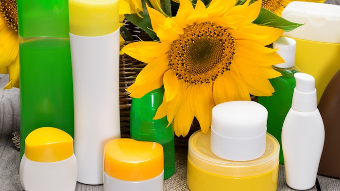 Uni fres' moisturizing and conditioning properties make it useful in wet wipes, shaving cream, shampoo, face wash and body wash, hand and foot care products, anti-aging and anti-glycation serums, lotion and creams, hair tonic, conditioners and hair growth promoters.