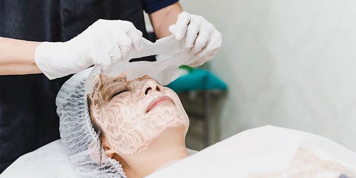 Kojic acid’s skin-brightening effect relies on its antioxidant abilities, which protect the skin by neutralizing free radicals in the environment.
