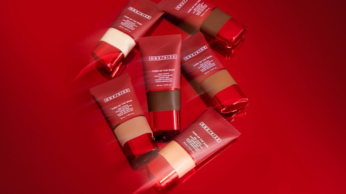 The foundation is formulated with white rose stem cells, skin-mimicking technology and avocado and mango butters to blur texture, balance oil and boost hydration.