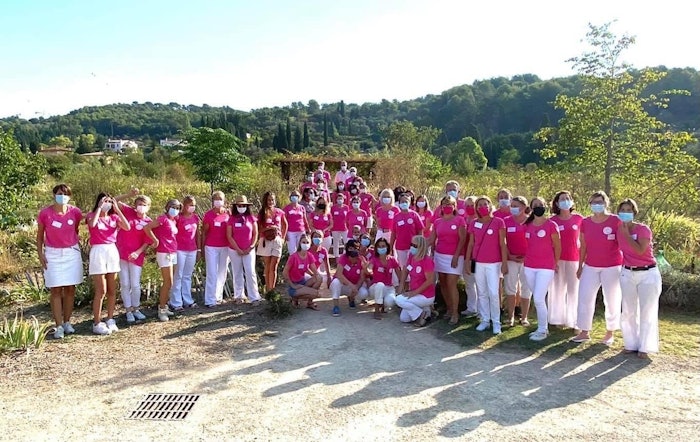 In 2021, the organization collected €103,400 in tax-deductible donations.