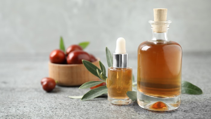 Liponate Jojoba NatFilm is the latest addition to the jojoba-derived portfolio of Vantage that leverages the clinical studies done on jojoba oil.