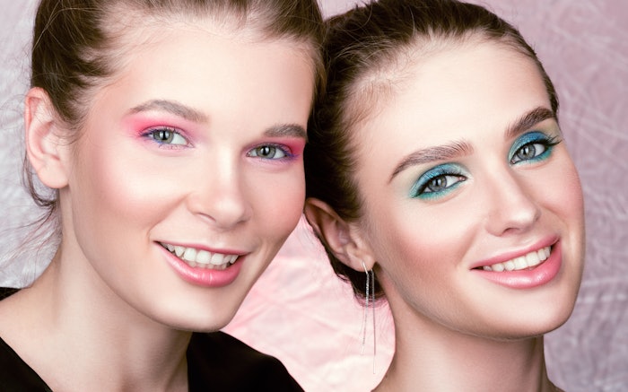 The Social Renaissance Kit concept was developed to promote the idea that makeup can serve both cosmetic and skin care benefits.