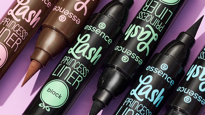 The Lash Princess Liner vegan formula glides on and stays on, delivering intense, long-lasting color and a smudge-proof finish.