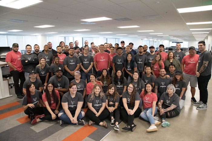 5fab1bb8669c60778b8d3f53 Vagaro Employees P 800