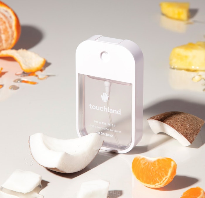 Beach Coco Power Mist includes a top note of sweet orange, pineapple and sparkling grapefruit; heart note of lily of the valley, magnolia and coconut water; and base note of cedarwood, sandalwood and vanilla.