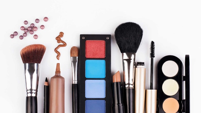 'Our organizations stand ready to continue to work with you and other stakeholders on a bipartisan, comprehensive and uniform national framework for cosmetics regulation...'