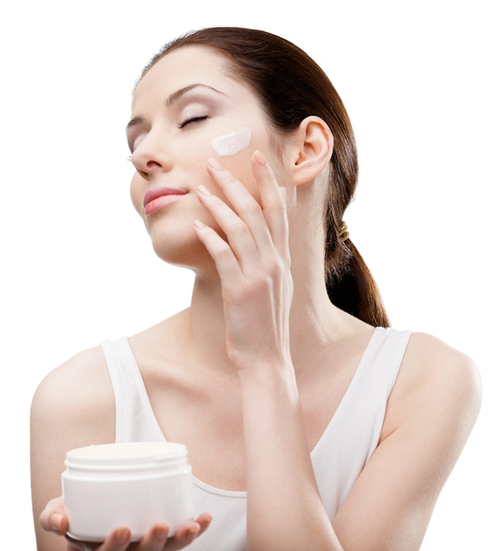 Evonik's Tegosoft LO MB is an emollient suitable for pigment wetting in color cosmetics formulations.