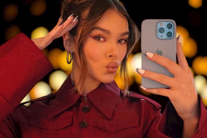 Hailee Steinfeld sports press-on nails from Tom Bachik's new collaboration with imPRESS Manicure