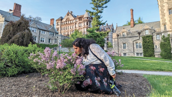 Okhade finds inspiration for her fragrance creations from her daily life and surroundings.