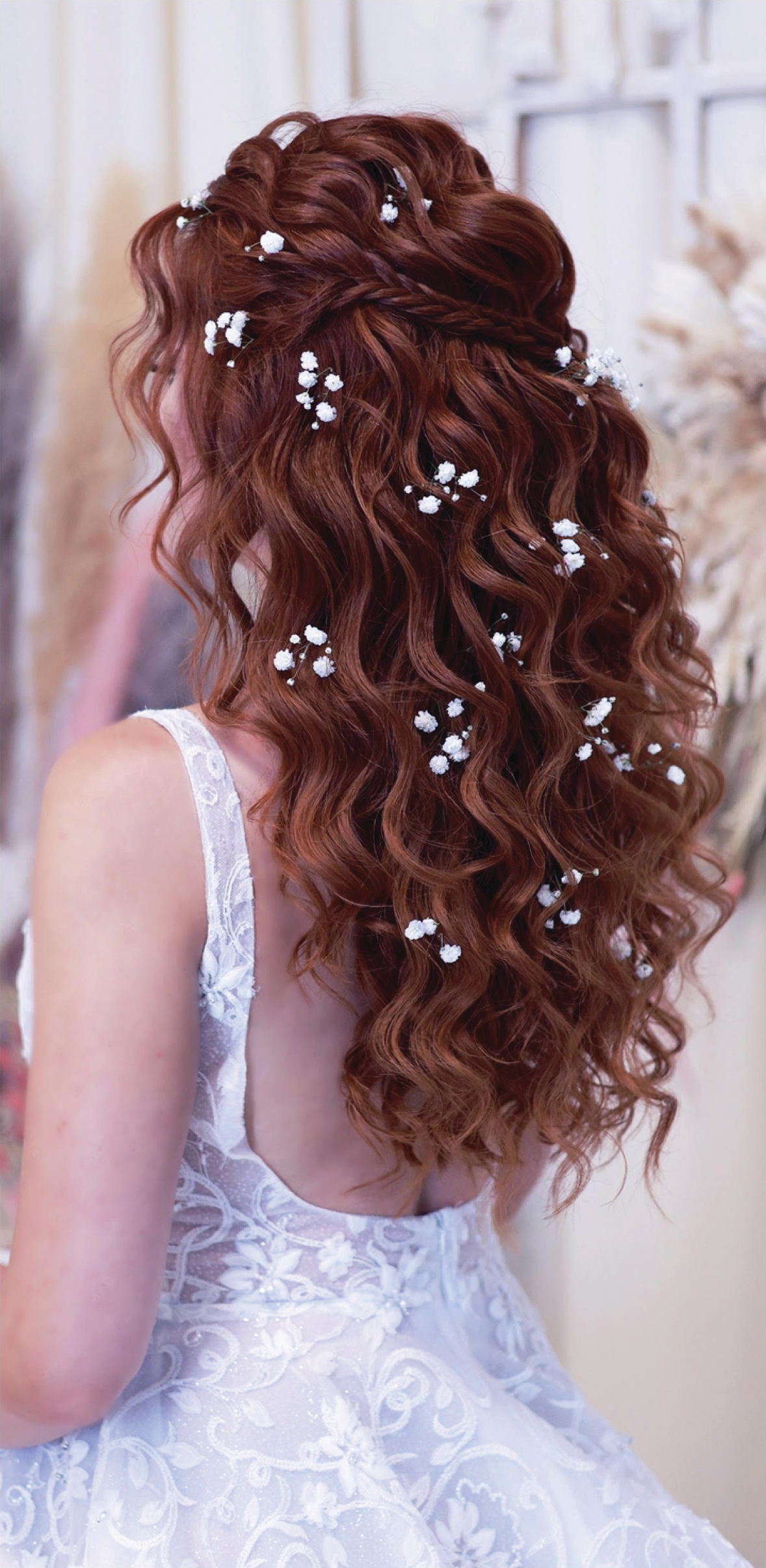 12 Wedding Hairstyles for Curly Hair  mywedding