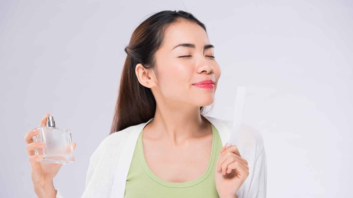 Fragrances are volatile. They react with other components and are susceptible to heat, moisture and various other factors. Therefore, it is important to control the release of fragrance raw materials over a desired site and at a desired rate.