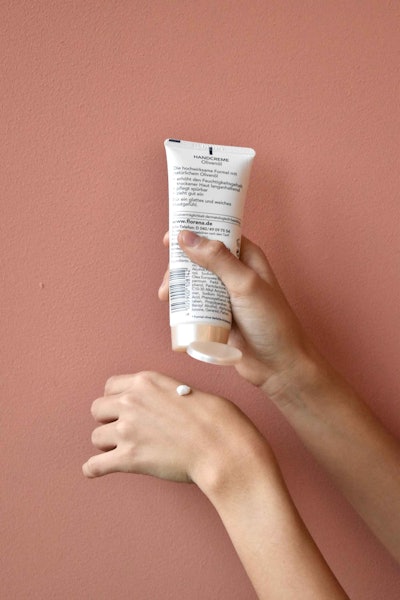 Hand Cream Barrier Repair Concept