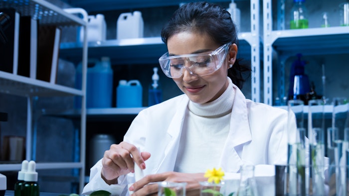 BASF will also guide participants in formulating a pearly shampoo based on Euperlan NL Pearl in this year's formulation lab for R&D staff.