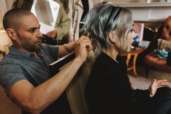Learn how to create Phoebe Bridgers' hair look from the 2023 Met Gala from her hairstylist Josué Perez.